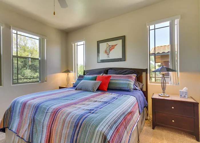 Work Or Play! Resort-style Retreat Dom wakacyjny Scottsdale